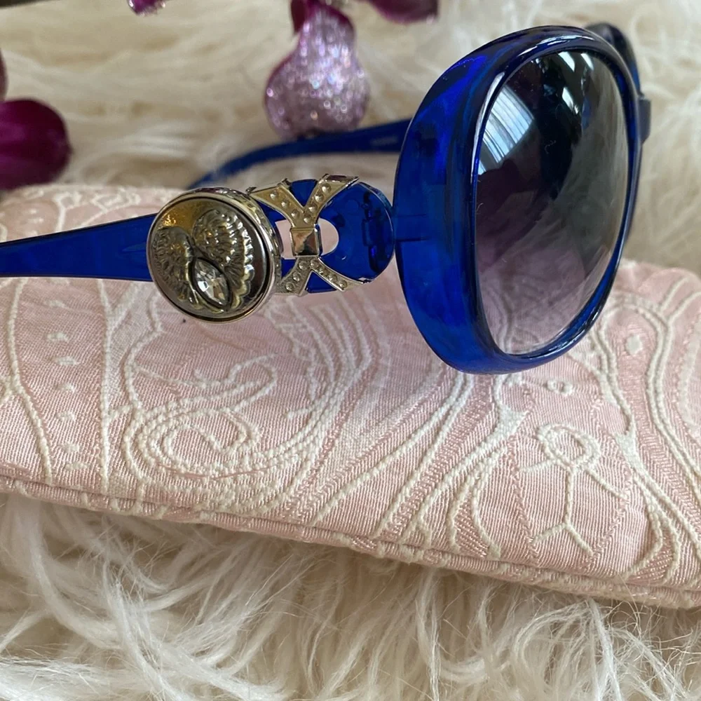 Stunning sunglasses